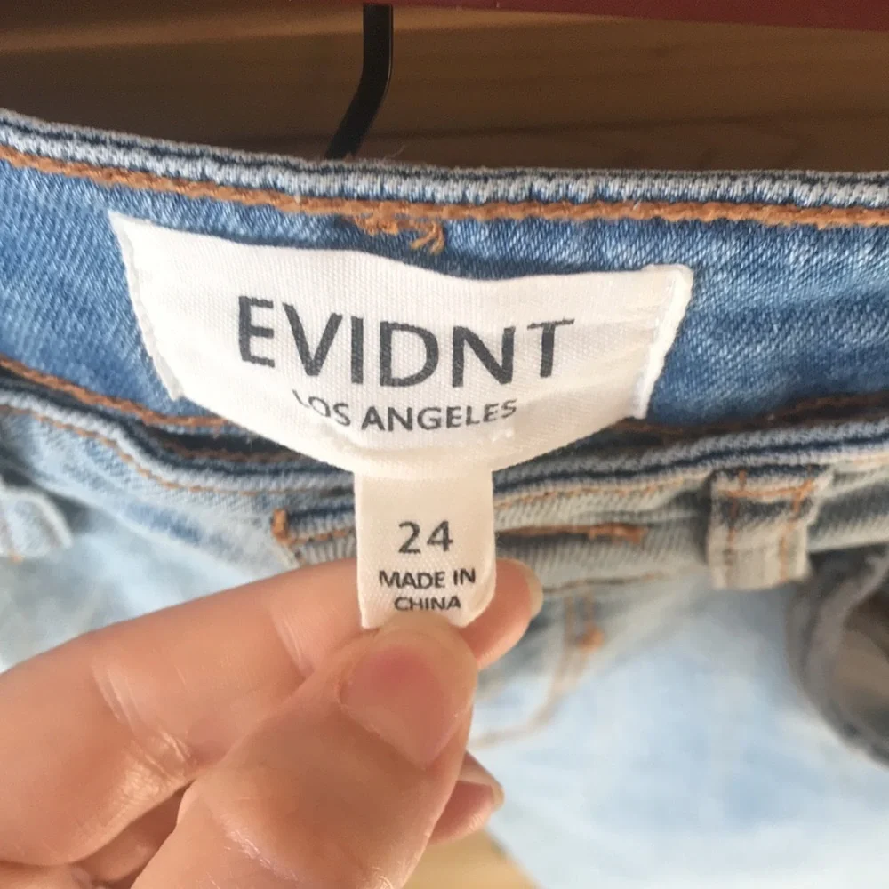 EVIDNT Hermosa Light Wash Frayed Skinny Jeans Size 24